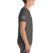 Load image into Gallery viewer, Short-Sleeve Stol drag front / back and sleeve t-shirt